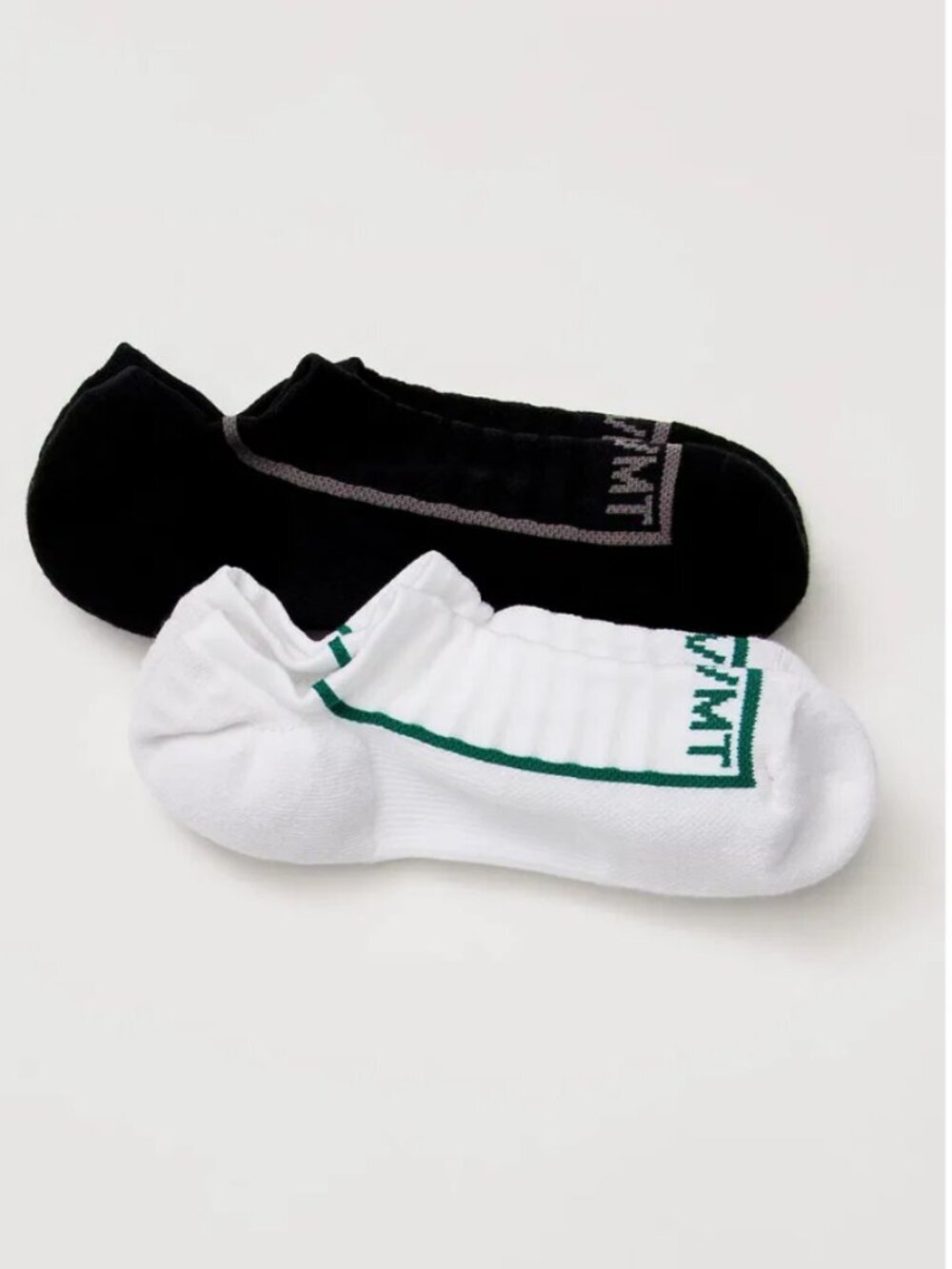 NWT Free People Simple Sport No-Show Sock 2-Pack in White/Black